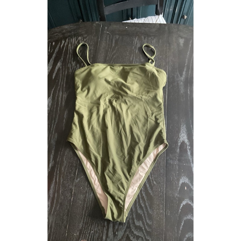 Swimsuit‎ relleciga